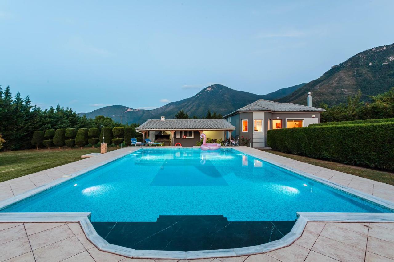 Villa Stymfalia - Luxury Mansion With Private Pool Karteri  Zewnętrze zdjęcie